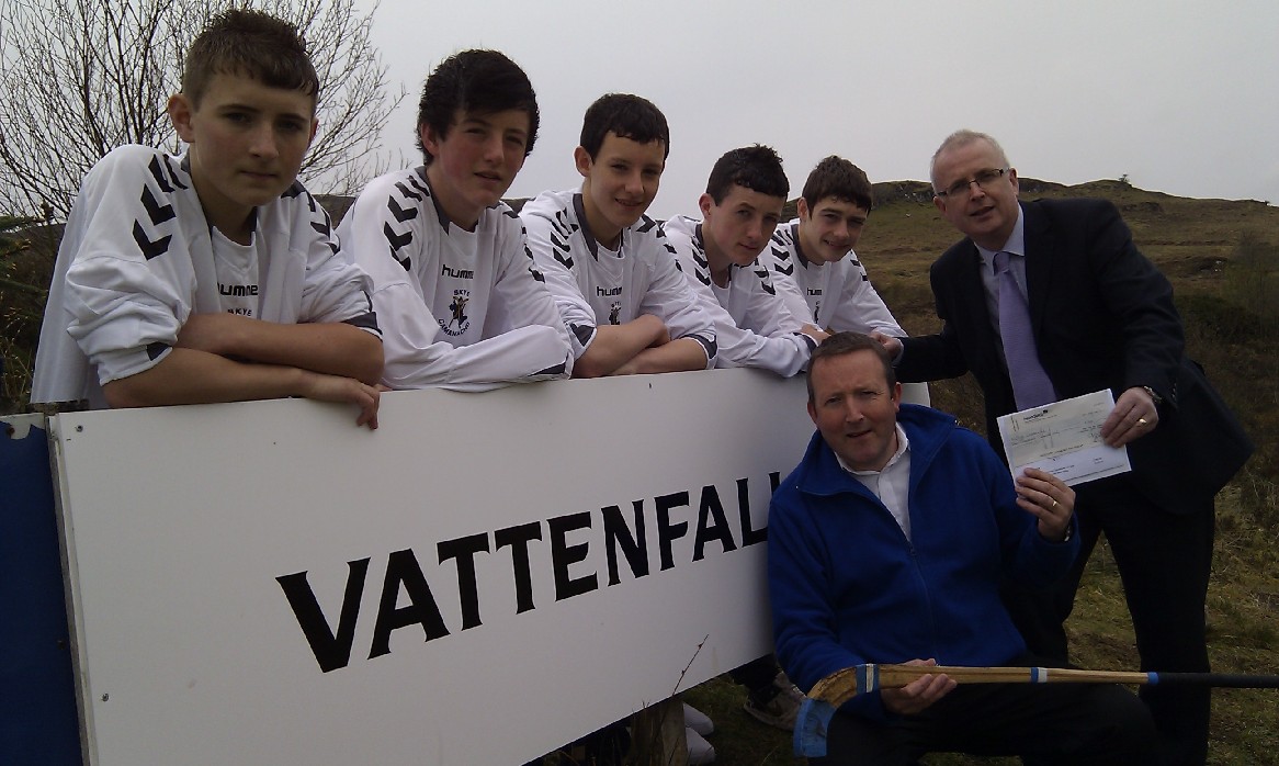 Skye Camanachd Youths Thank Sponsors Vattenfall.